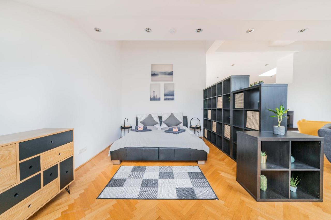 Penthouse Apartment - Sauna - Terrasse - Kamin - Ac Виена Екстериор снимка