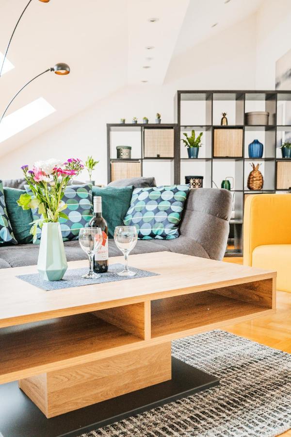 Penthouse Apartment - Sauna - Terrasse - Kamin - Ac Виена Екстериор снимка